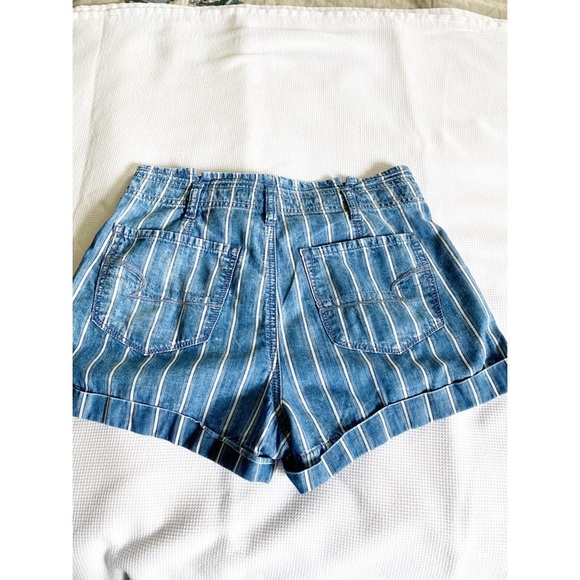 American Eagle Hi Waist striped shorts size 2 blue - Picture 1 of 12